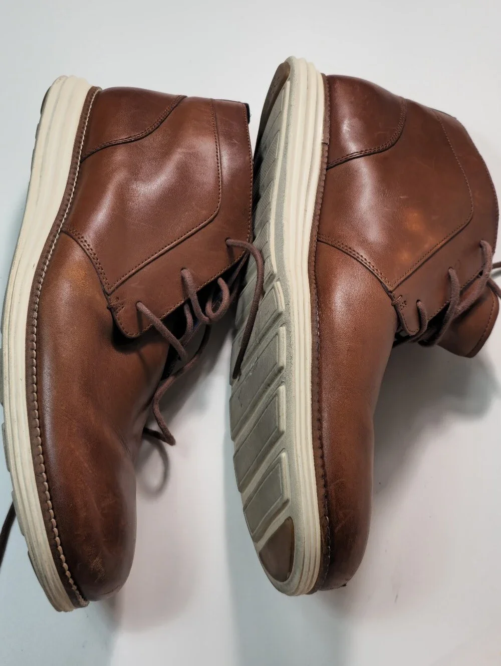 Cole Haan Men's Chestnut Brown Leather Chukka Boots